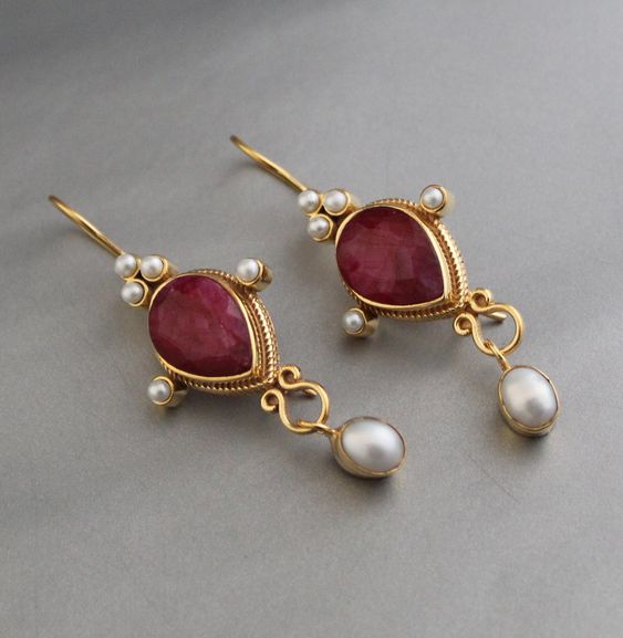 Boucles d'oreilles Vintage en Rubis et Perles