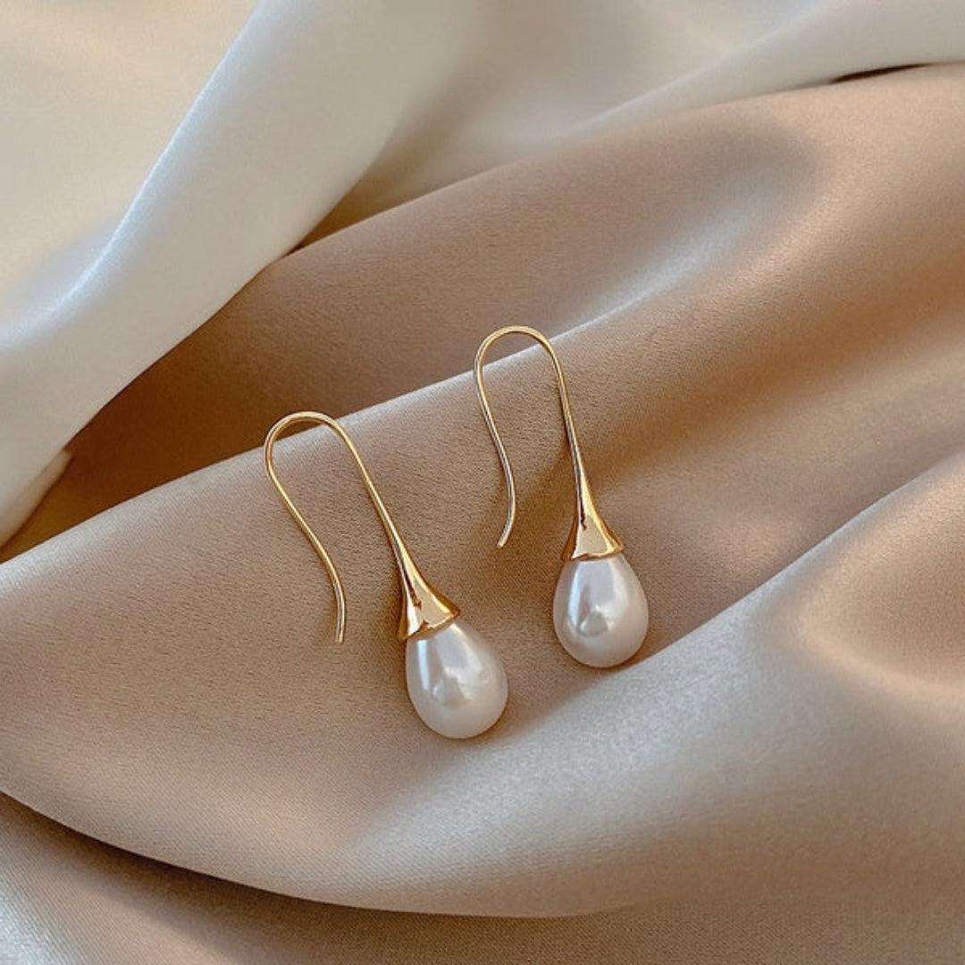 Boucles d'oreilles en perles en forme de goutte d'or