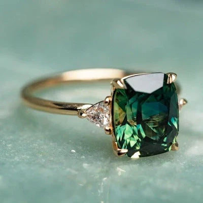 Bague en Pierre Précieuse Verte Inspirée du Vintage