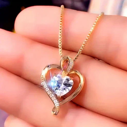 Collier en Or avec Cœur en Zirconium