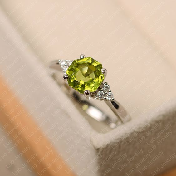 Bague en Cristal d'Olive en Argent