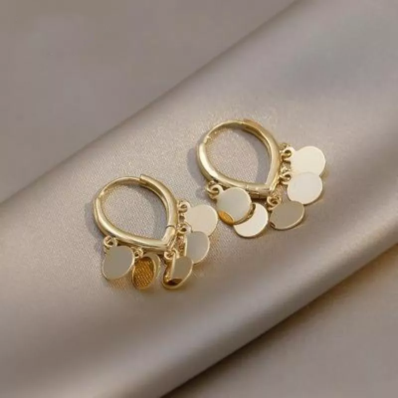 Boucles d'oreilles élégantes plaquées or