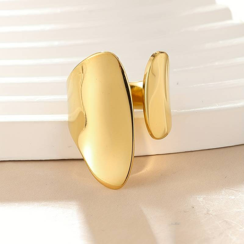 Bague ouverte en or élégante