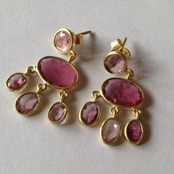 Boucles d'oreilles en pierre de grenat vintage