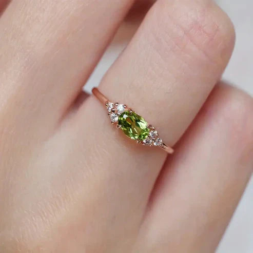 Bague en Verre d'Olive Dorée