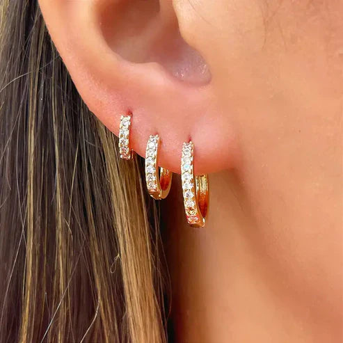 Boucles d'oreilles en zirconium lumineux