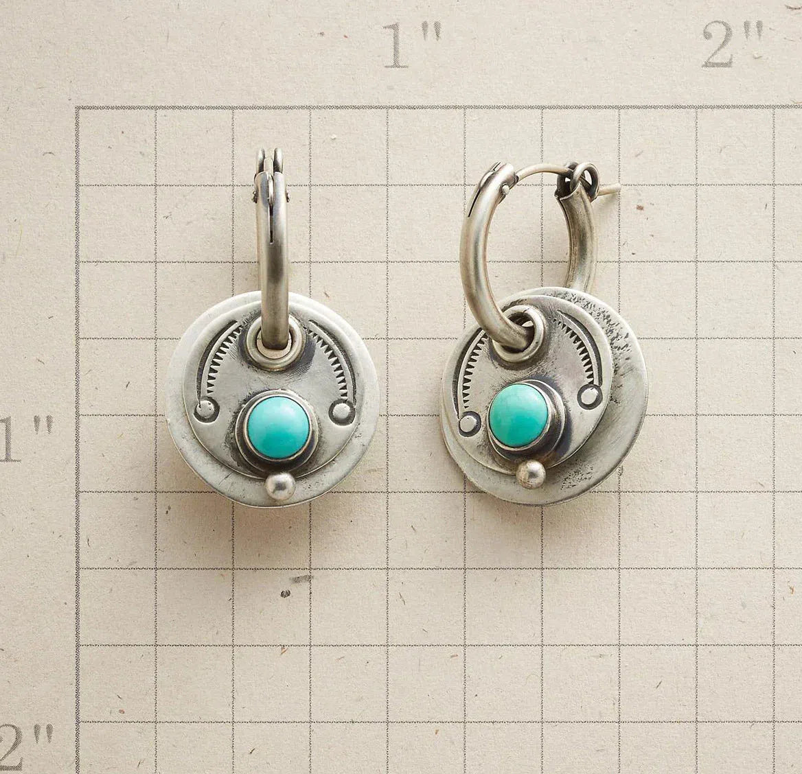 Boucles d'oreilles bohèmes avec pierres turquoise en argent