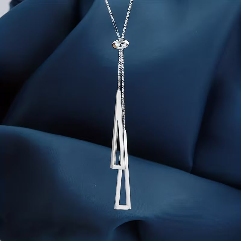 Collier d'Élégance Lasso Gracieux