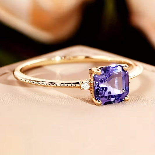 Bague Solitaire en Or et Améthyste