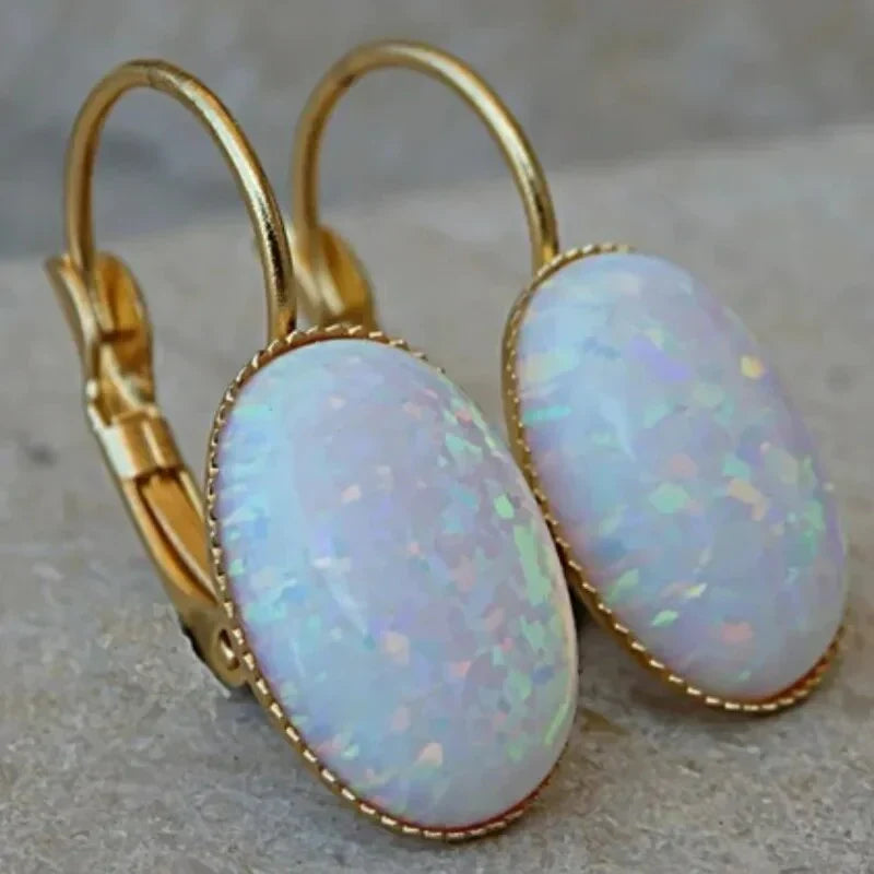 Boucles d'Oreilles Vintage en Opale Blanche et Or