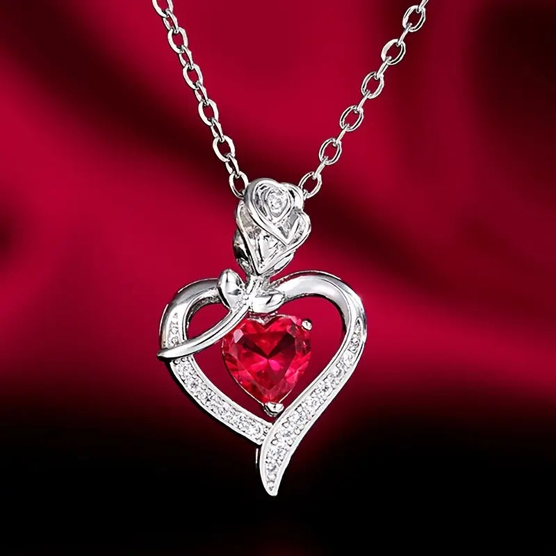 Collier Pendentif Cœur en Rubis Argenté