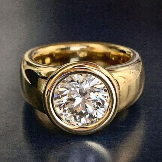 Bague en or forgé avec des zirconias vintage