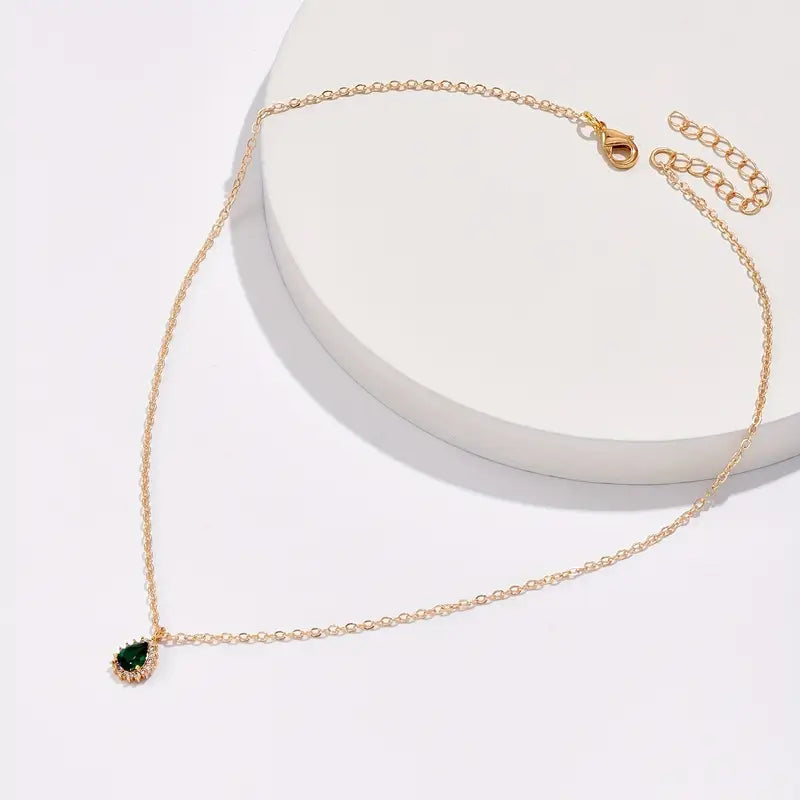 Collier en goutte d'eau en or et émeraude