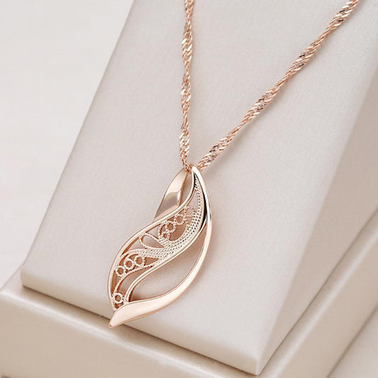 Collier Élégant et Harmonieux en Or