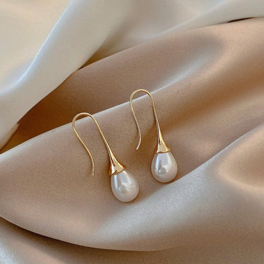 Boucles d'oreilles en perles en forme de goutte d'or