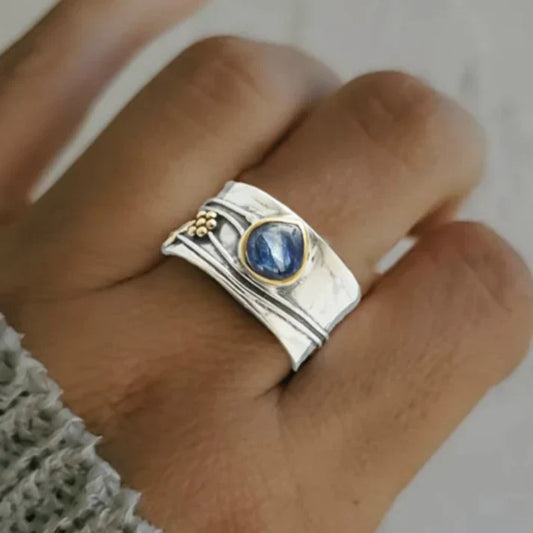 Bague Vintage en Argent avec Saphir Bleu