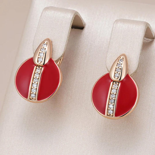 Boucles d'oreilles élégantes avec éclat d'émail rouge