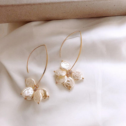 Boucles d'oreilles en perles et cristaux élégants