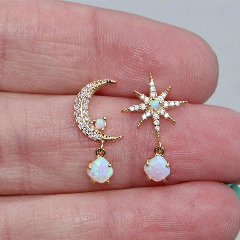 Offre : Boucles d'oreilles Lune et Étoile en Or et Opale