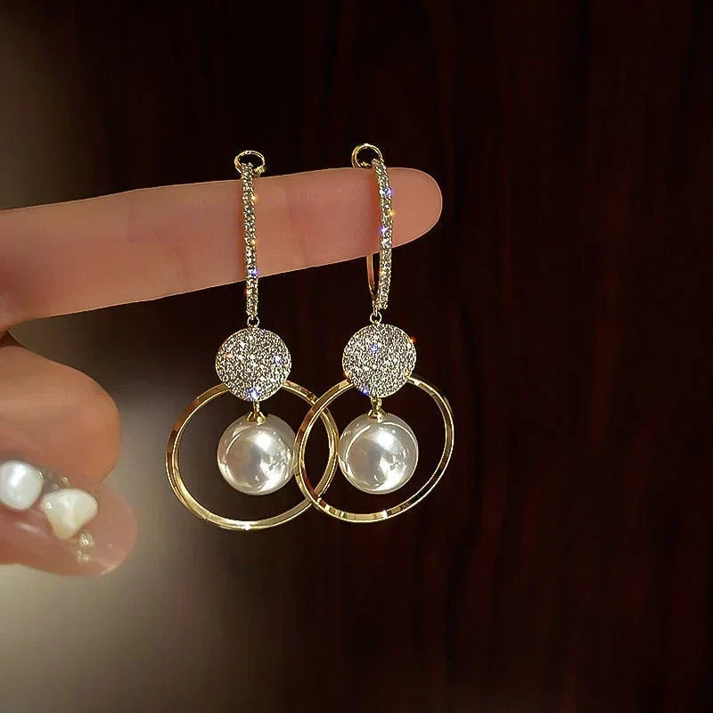 Boucles d'oreilles de luxe avec perles de culture et zirconia