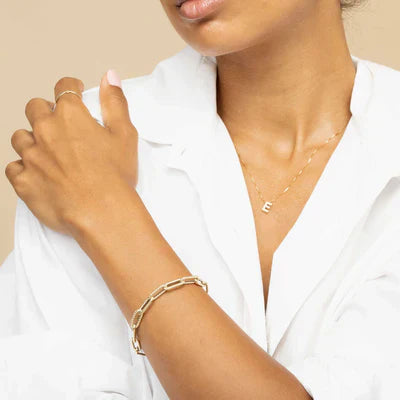 Collier initial lettre d'amour