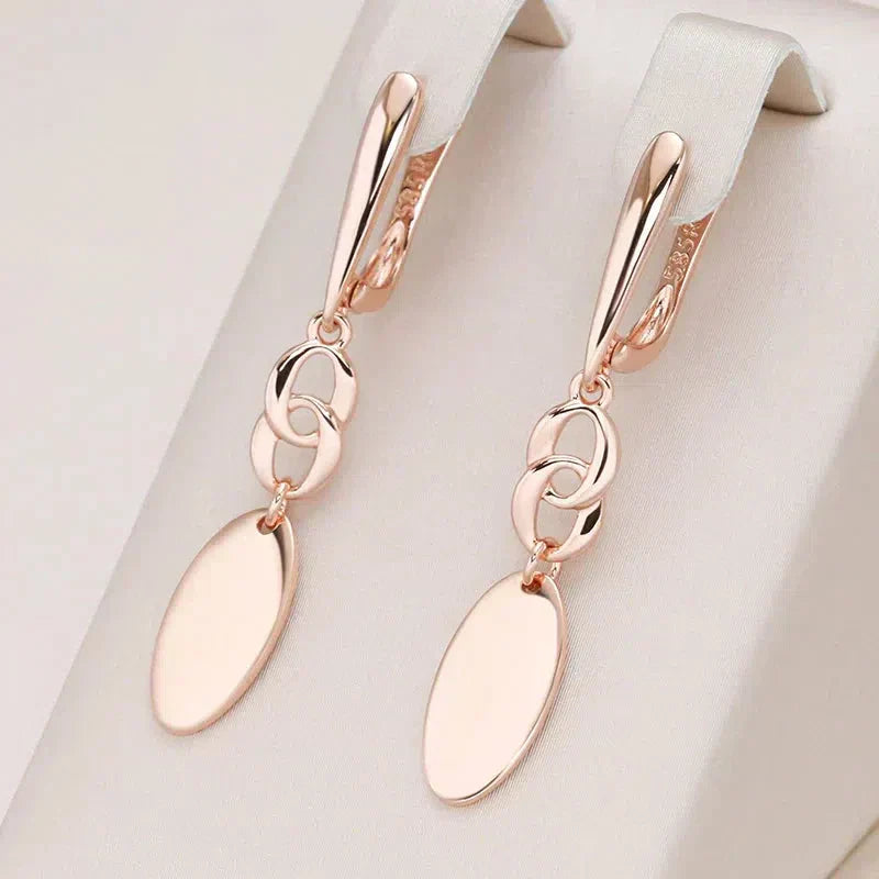 Boucles d'oreilles en or rose élégant
