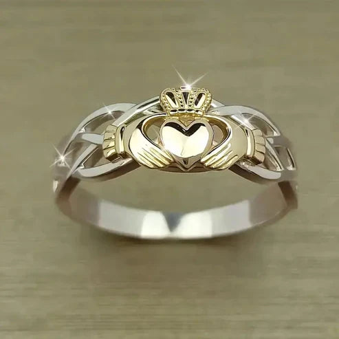 Bague en Argent avec Couronne en Or