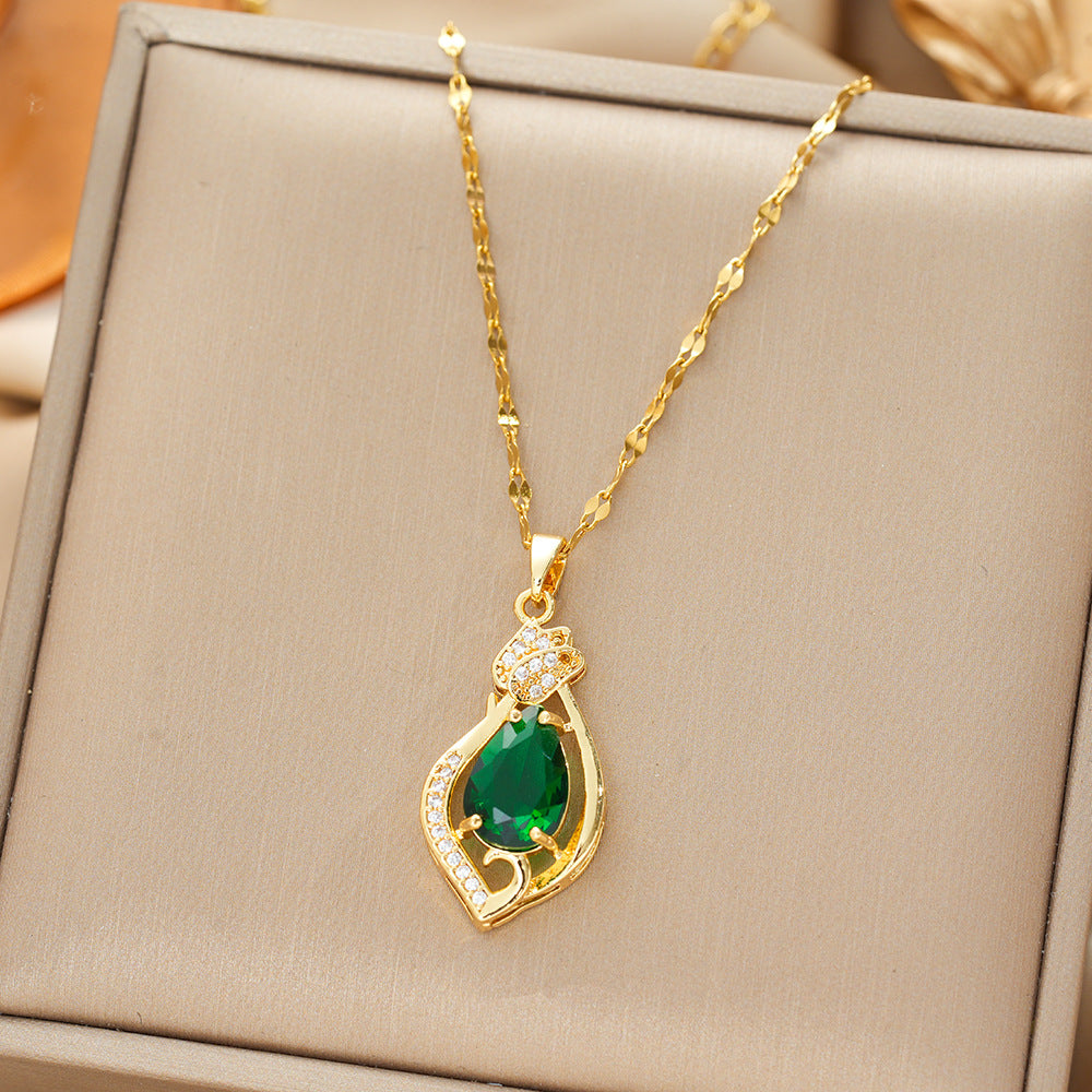 Collier Pendentif Goutte d'Eau en Émeraude Dorée