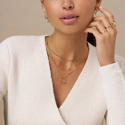 Collier à Trois Rangées en Cercle Ouvert