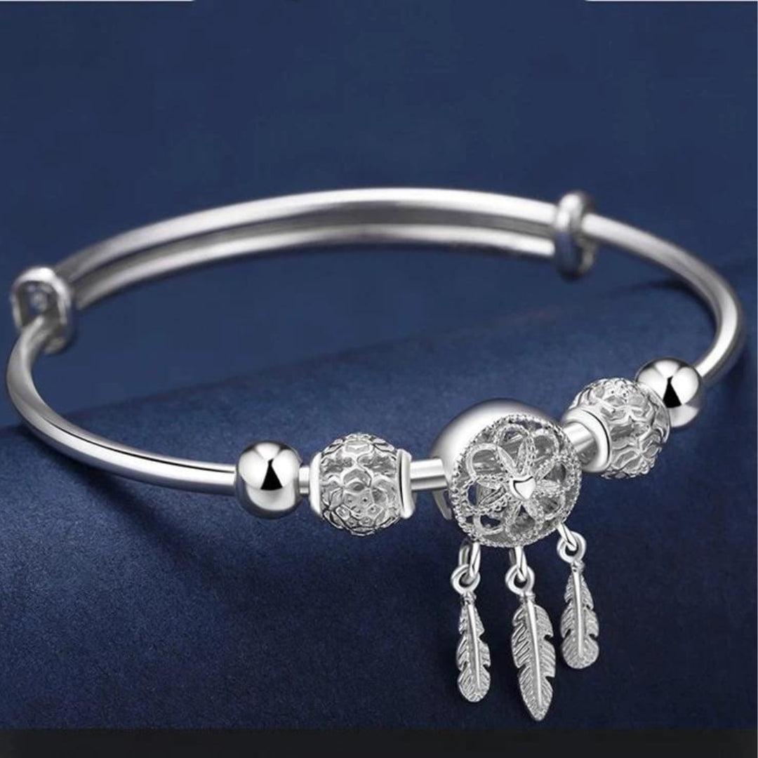 Bracelet ajustable avec des charms en forme de triple feuille en argent sterling 925