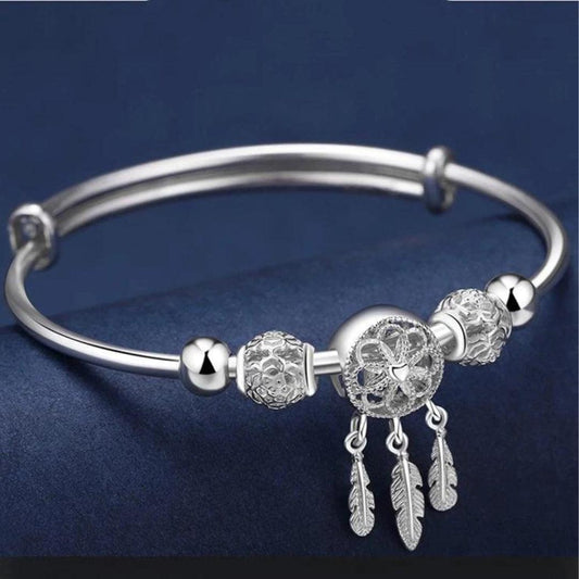 Bracelet ajustable avec des charms en forme de triple feuille en argent sterling 925