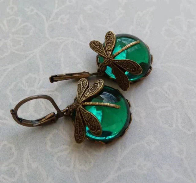 Boucles d'oreilles sphériques en libellule en or antique