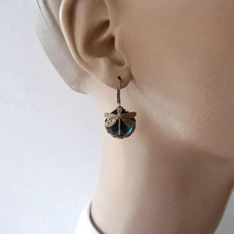 Boucles d'oreilles sphériques en libellule en or antique