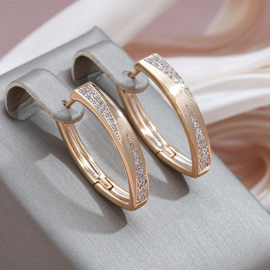 Boucles d'oreilles exquises en or et diamant