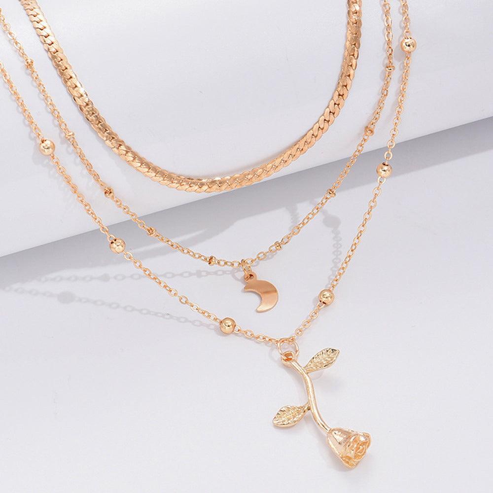 Collier Pendentif Rose Dorée