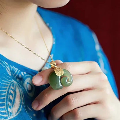 Pendentif en Jade Hetian en Forme d'Éléphant