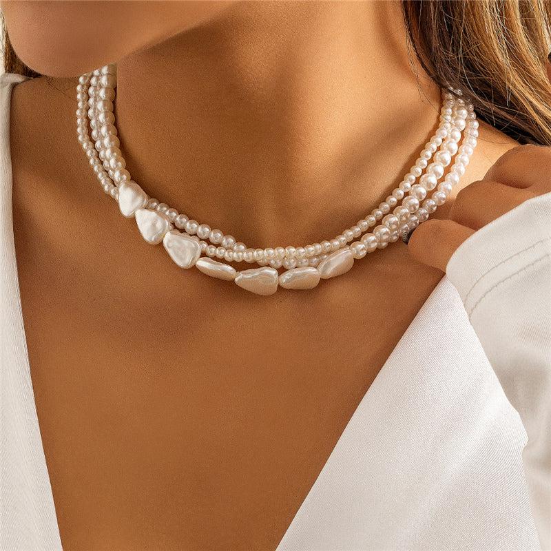Collier en Pierre Blanche et Perle en Or