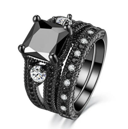 Bague en Zircon Noir et Diamant