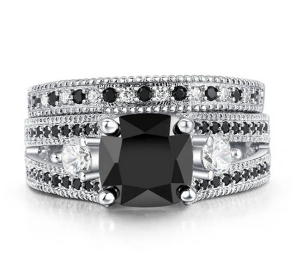 Bague en Zircon Noir et Diamant