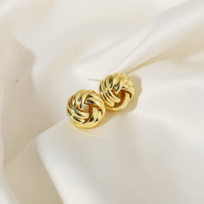 Boucles d'oreilles en nœud d'élégance classique