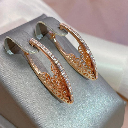 Boucles d'oreilles exquises, élégantes et brillantes en or