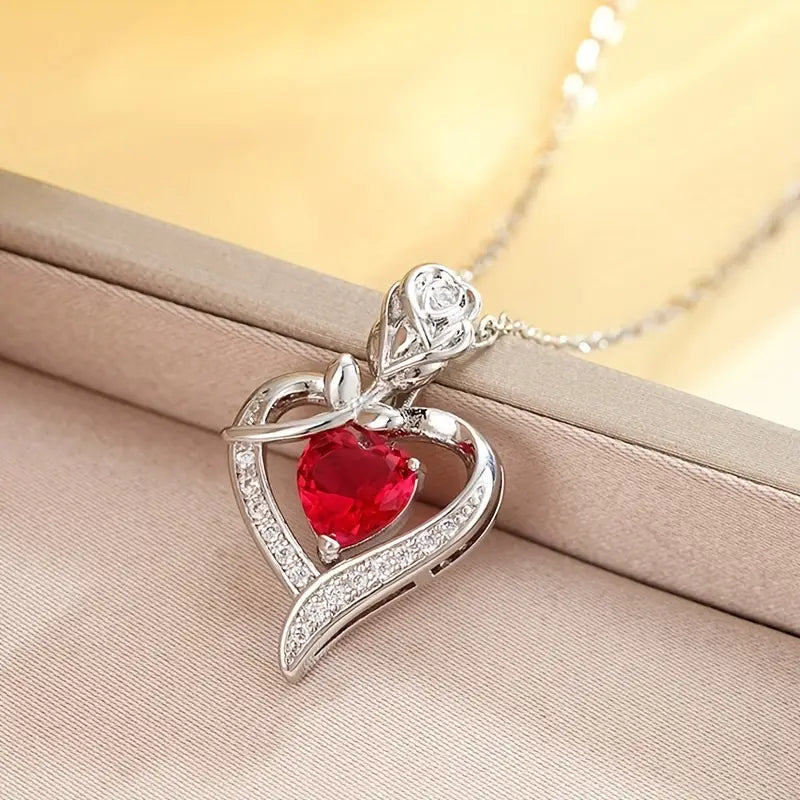 Collier Pendentif Cœur en Rubis Argenté