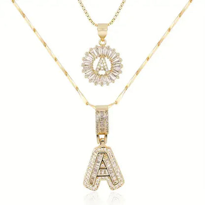 Collier en initiales pavées