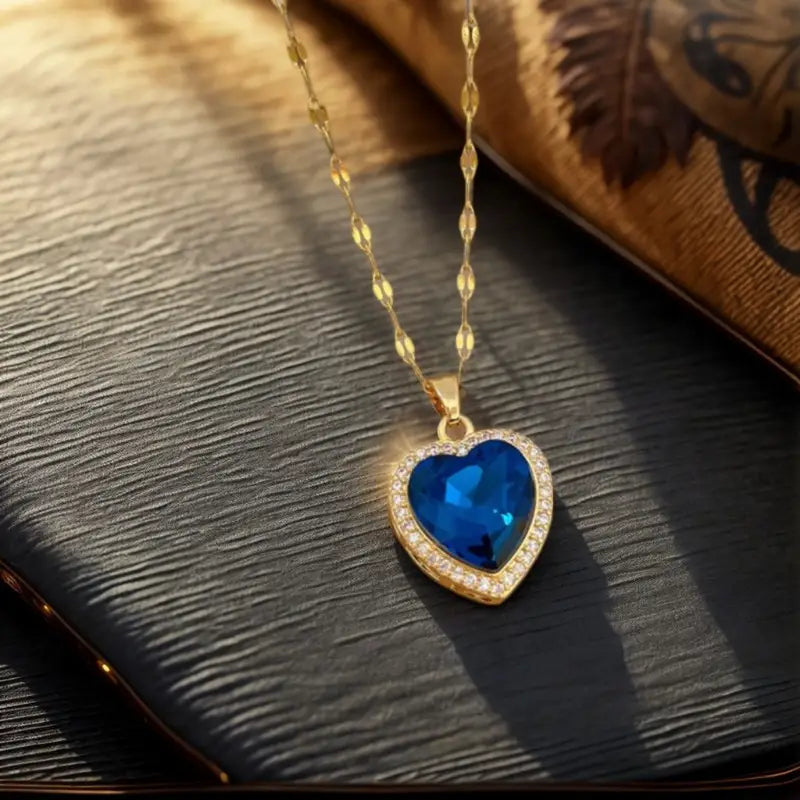Collier Cœur en Saphir Doré