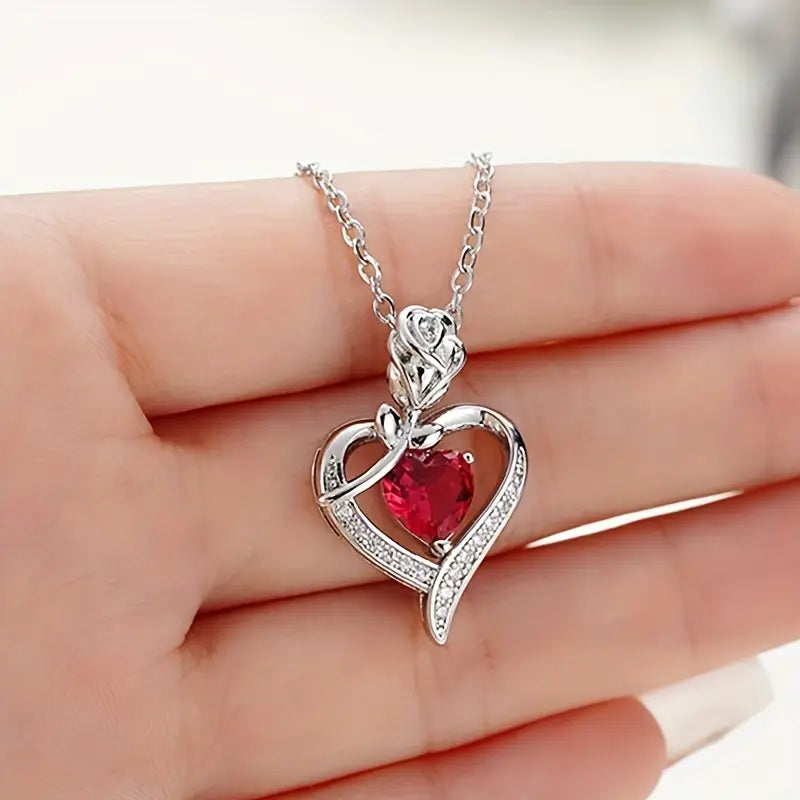 Collier Pendentif Cœur en Rubis Argenté