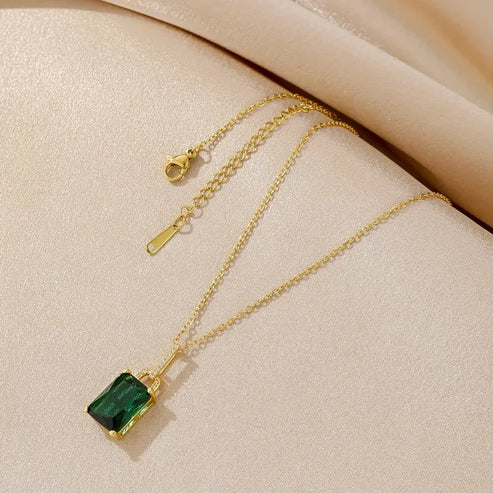 Collier Verena Locke