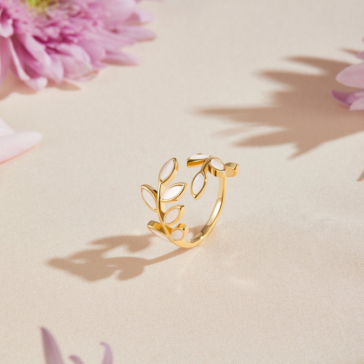 Bague Motif Feuille d'Or