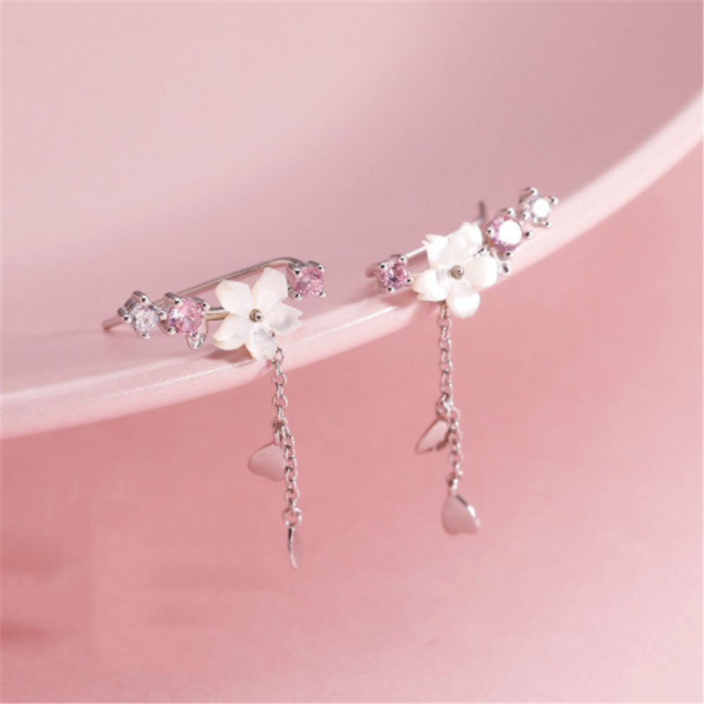 Boucles d'oreilles florales avec pierres roses en argent