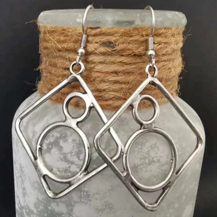Boucles d'oreilles en argent creux vintage
