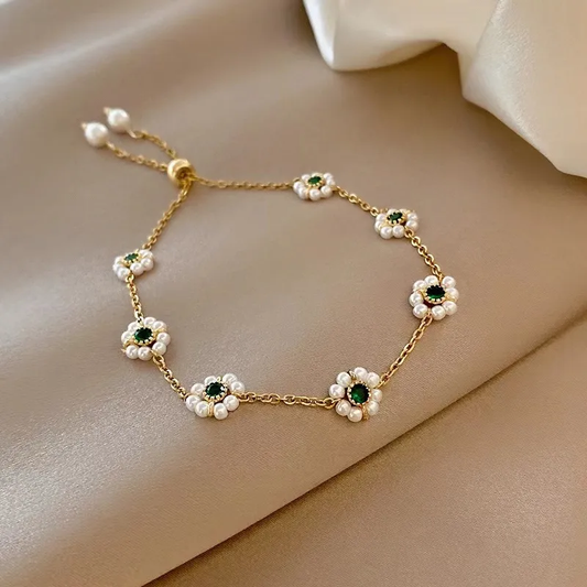 Bracelet Élégant Marguerite avec Cristaux Verts